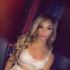 Meet your Posher, Brittney